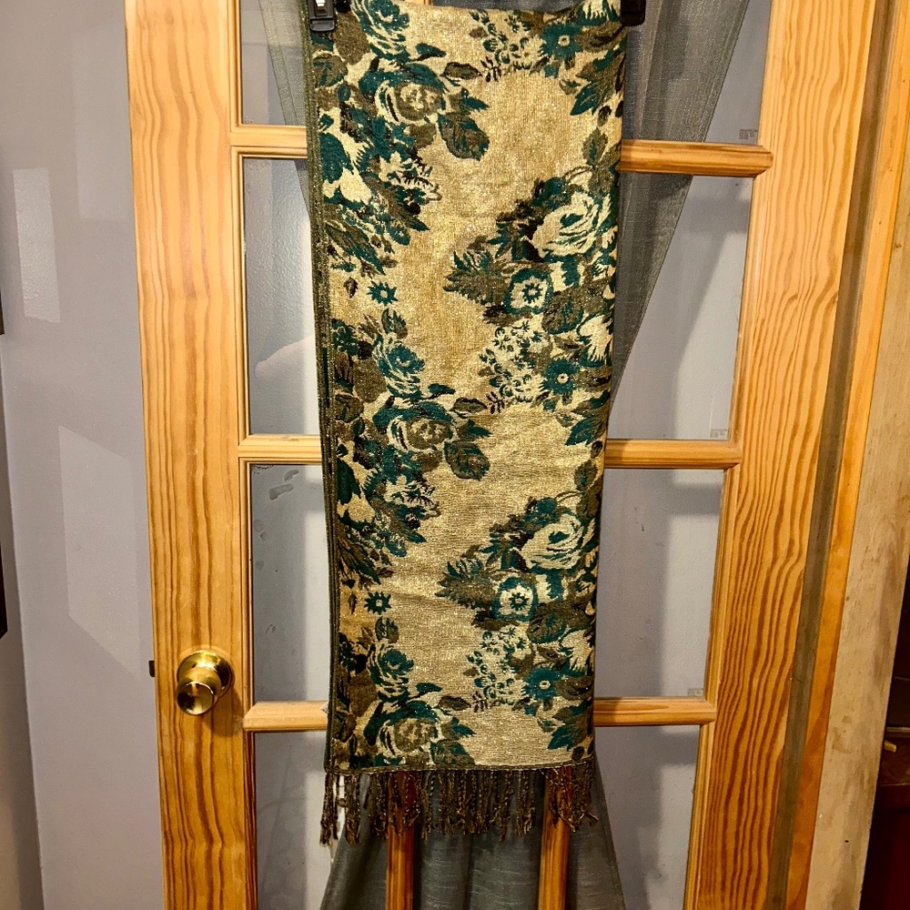 Susan Graver Pashmina Style Scarf